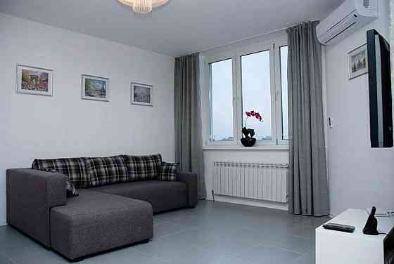 Оренда Квартира 2-кімнатна, 21/27 поверх на ул. Елены Пчилки, 5 Київ