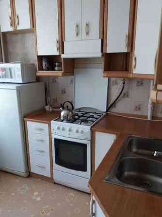 Оренда Квартира 2-кімнатна, 3/5 поверх на ул. Льва Толстого Київ