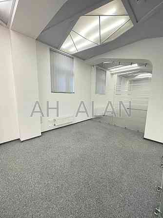 Оренда офісне приміщення на Хрещатик вул., 19 приміщень - 4, поверх - 1/4 Київ