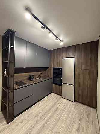 Продаж Квартира 1-кімнатна, 1/26 поверх на Князя Романа Мстиславича вул., д. 26 Kiev