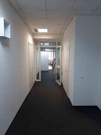 Оренда офісне приміщення на улица Семьи Праховых (Гайдара), д.22 приміщень - 5, поверх - 5/7 Киев