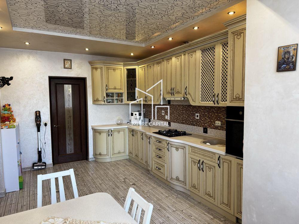 Оренда Квартира 3-кімнатна, 1/9 поверх на вул. Шевченка Тараса Львів - фото 1