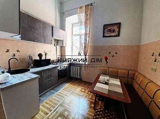 2 кімн. кв. 70 кв. м. 3 поверх 100 метрів від метро. м. Олімпійська № 11202126 Київ