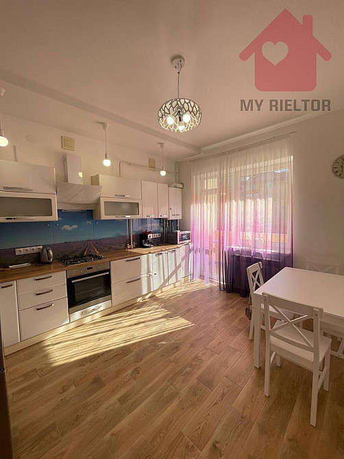 Оренда Квартира 1-кімнатна, 3/5 поверх на Волошина Минай - фото 1