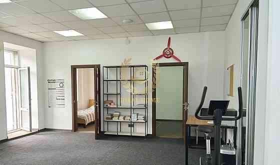 Продаж Квартира 2-кімнатна на Федорова Ивана ул., 10 Київ