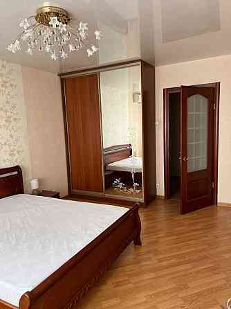 Оренда Квартира 1-кімнатна, 16/22 поверх на вул. Олени Пчілки, 4 Kiev