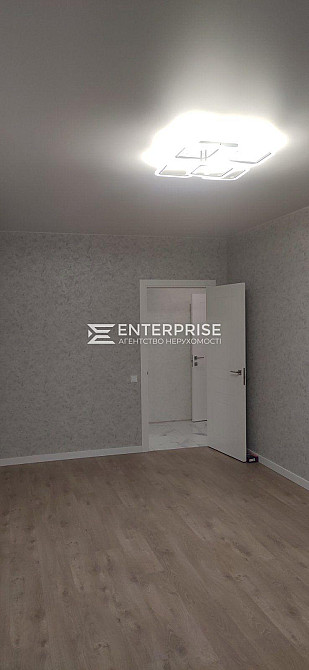 Продаж 1к Квартира 43 кв.м Гашека Ярослава вул. Киев - изображение 1