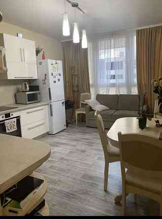 Оренда Квартира 1-кімнатна, 25/25 поверх на ул. Михаила Драгоманова Київ