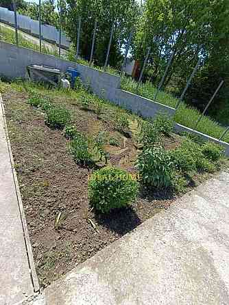 Продаж Будинок 4-кімнатний на Молодёжная ул., 13 