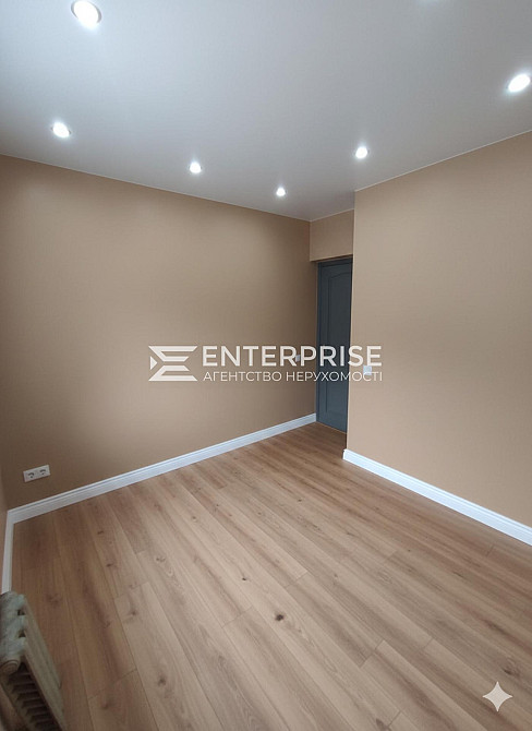 Продаж Квартира 2-кімнатна, 3/5 поверх на вул. Святошинська Вишневе - фото 3