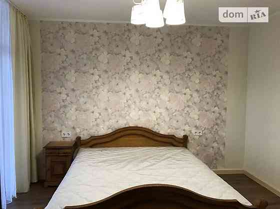 Оренда Квартира 1-кімнатна, 24/25 поверх на ул. Богдановская, 7г Київ