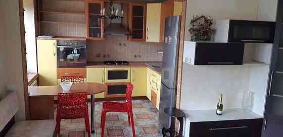 Оренда Квартира 2-кімнатна, 7/9 поверх на О. Малишка, 19а Київ