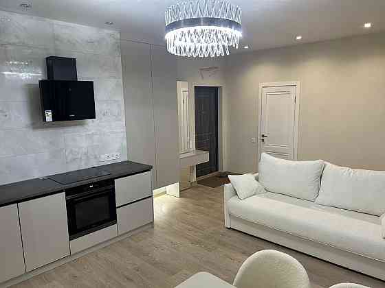 Продаж Квартира 2-кімнатна, 22/24 поверх на Генуэзская ул., 1 Одеса