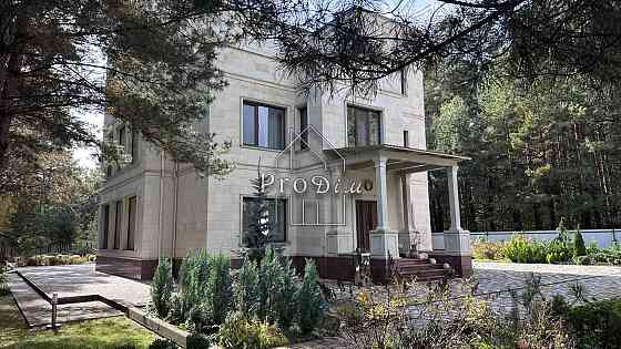 Продаж Будинок 8-кімнатний на Миколи Петровського вул., 127 Мирча