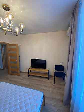 Оренда Квартира 1-кімнатна, 22/25 поверх на Липківського, 38 Киев