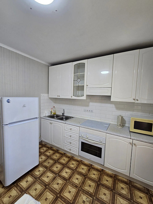 Оренда Квартира 1-кімнатна, 1/14 поверх на Ернста, 2 Киев - изображение 4