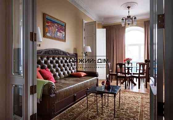 Оренда Квартира 2-кімнатна, 8/11 поверх на Крещатик ул. Київ