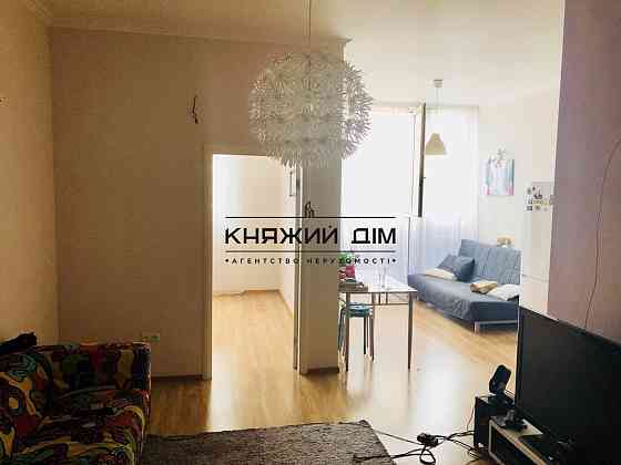 Продаж 1к Квартира 55 кв.м Красногвардейская ул./Гната Хоткевича Київ