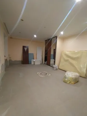 Продаж Приміщення в житловому будинку площа 36.4 кв.м 1-й поверх на вул. С.Бандери Львів