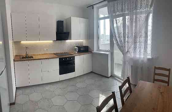 Оренда Квартира 1-кімнатна, 19/25 поверх на Пчілки, 5а Київ