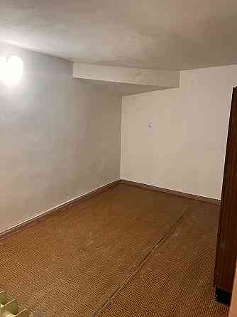 Оренда Квартира 2-кімнатна, 4/4 поверх на Коновальца Евгенія, 24 Kiev