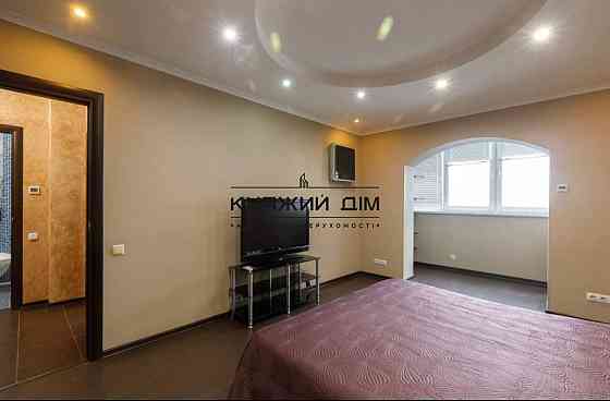 Оренда Квартира 1-кімнатна, 6/18 поверх на Вишняковская ул. Kiev