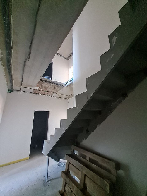 Продаётся двухуровневая квартира в тихом районе Одессы на улице Заболотного Одеса - фото 2