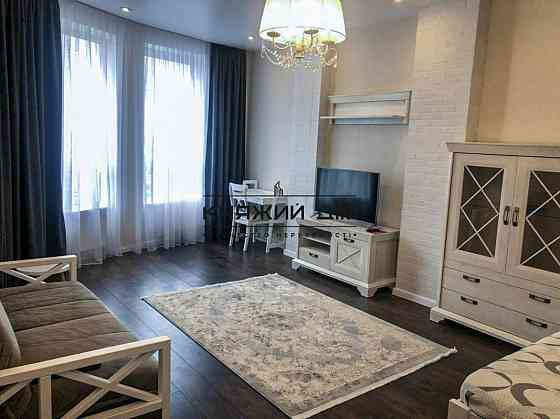 Оренда Квартира 1-кімнатна, 19/22 поверх на вул. Дружбы Народов бульв./Миколи Міхновського Киев