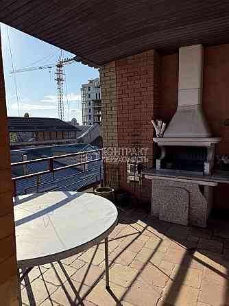 Продаж Квартира 4-кімнатна, 4/4 поверх на вул. Пушкинский въезд Kharkiv