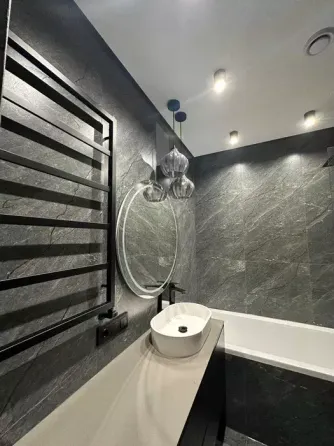 Продаж Квартира 2-кімнатна, 2/6 поверх на Воїнів УПА Яремче