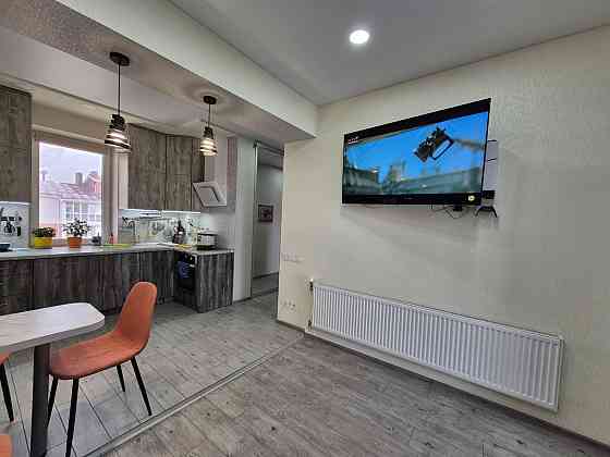 Продаж Квартира 3-кімнатна, 7/7 поверх на Сичеславская, 7 Dnipro