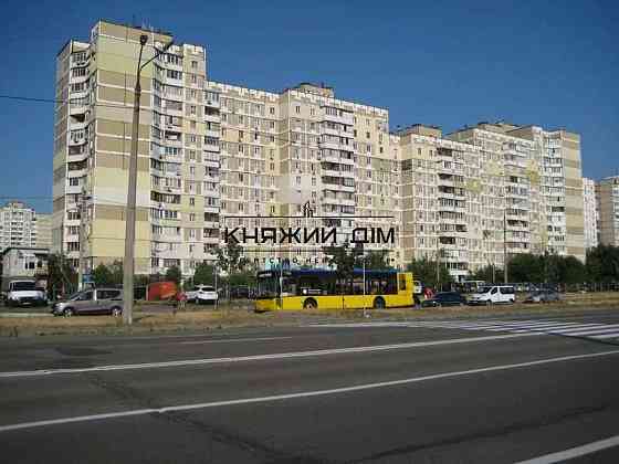 Продаж 4к Квартира 102 кв.м Ревуцкого ул. Київ