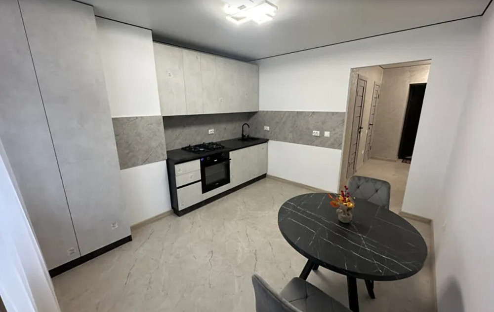 Продаж 2к квартири 74 кв. м на вул. Яреми Ternopil' - photo 4