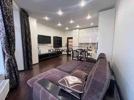 Оренда Квартира 3-кімнатна, 6/16 поверх на вул. Дружбы Народов бульв./Миколи Міхновського Київ