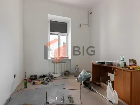 Продаж  площа 38 кв.м 1-й поверх на Варшавська вулиця 46 Львів - фото 1