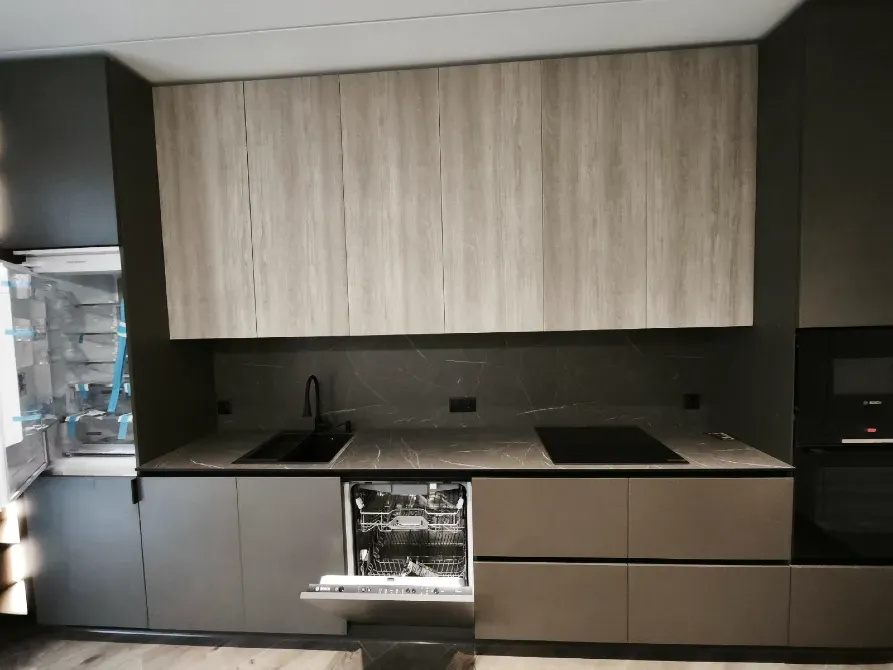 Продажа 2к Квартира 71 кв.м Слов'янська набережна 21Б Ужгород - изображение 1