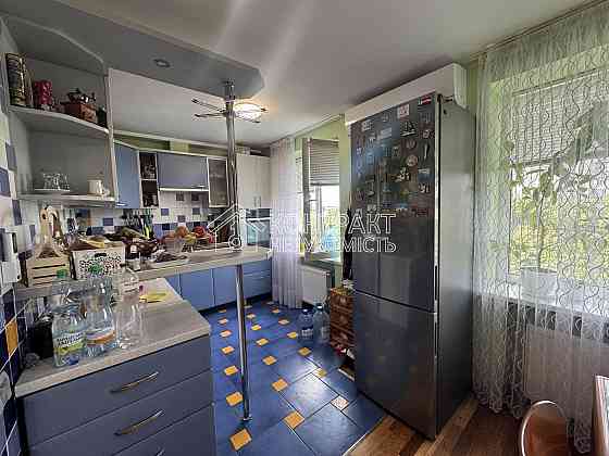 Продаж Квартира 3-кімнатна, 6/9 поверх на вул. Лева Ландау Харків