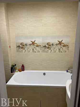 Продаж Квартира 3-кімнатна, 3/10 поверх на вул. Угорська L'viv