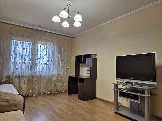 Оренда Квартира 1-кімнатна, 24/25 поверх на улица Урловская, д.34 Киев