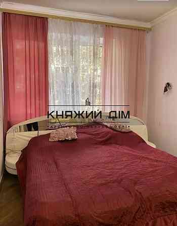 Продаж 2 кімнатна квартира м. Золоті ворота КОД 21146872 Київ