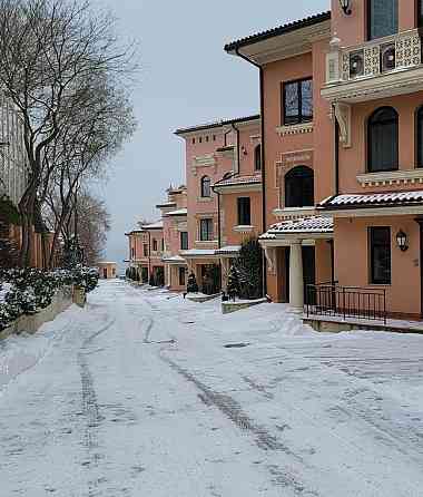 Продаётся 3х этажная Шикарная Вилла, на Золотом берегу!Фонтан! Odessa