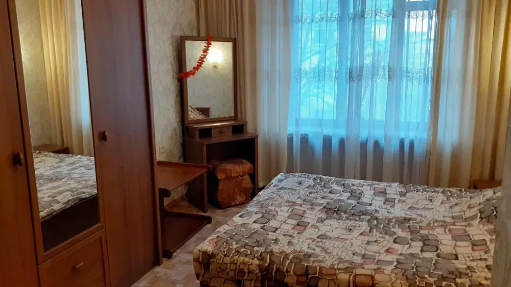 Продам 2-комнатную "сталинку" у моря, ул. Белинского Одеса - фото 1