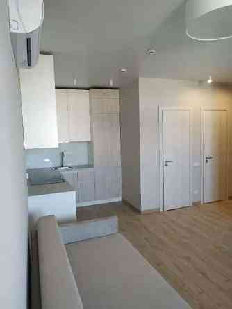 Оренда Квартира 3-кімнатна, 10/24 поверх на ул. Васильковская, 100а Київ