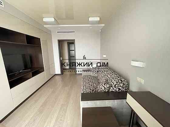 Оренда Квартира 3-кімнатна, 18/23 поверх на Голосеевский просп. (40-летия октября) Kiev