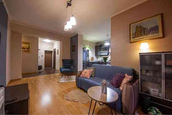 Продаж 3к Квартира 84 кв.м Ромашкова, 10 L'viv