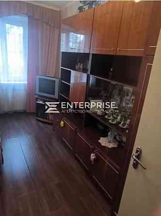 Продаж Квартира 2-кімнатна, 1/9 поверх на вул. Пантелеймона Куліша Kiev