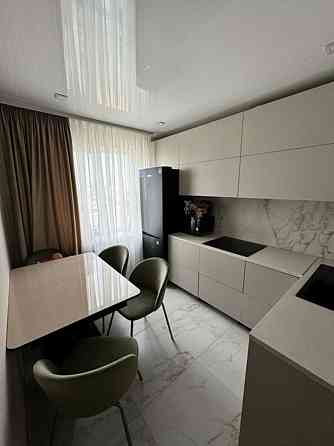 Продаж Квартира 3-кімнатна, 10/10 поверх на вул.Пирогова Вінниця