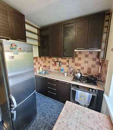 Оренда Квартира 3-кімнатна, 4/9 поверх на Бажана Николая просп., 30 Kiev