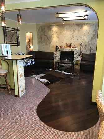 Оренда Квартира 3-кімнатна, 25/25 поверх на пр. Николая Бажана, 16 Киев