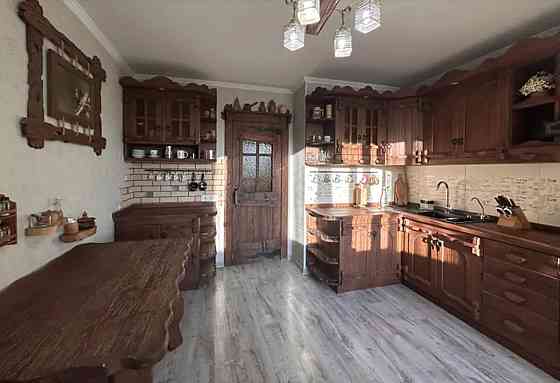 Продаж 3к квартири 99.3 кв. м на вул. Євгена Коновальця Ternopil'